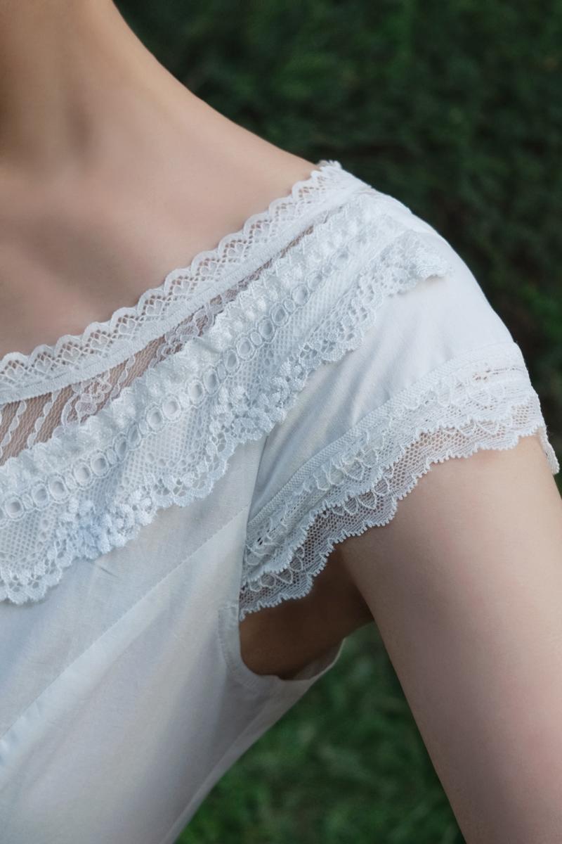 Pure white embroidered flare French blouse