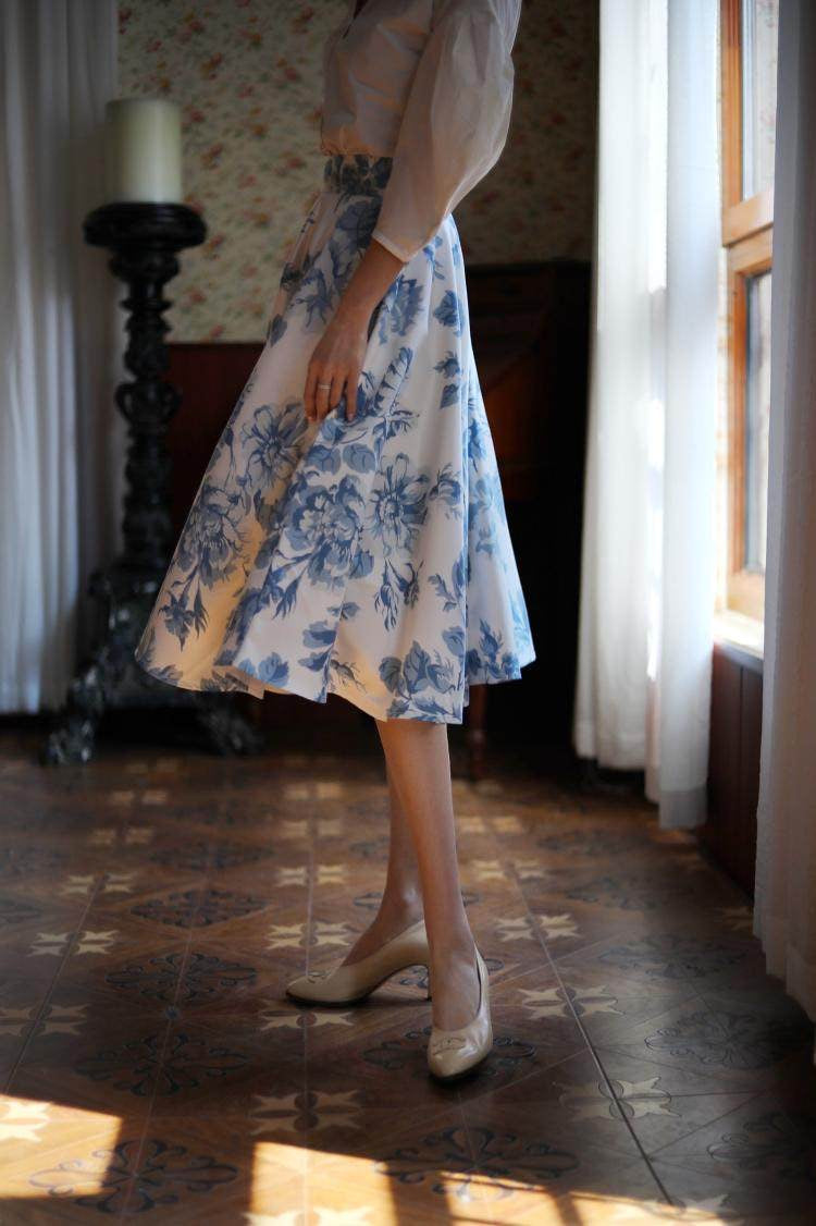 blue floral hepburn skirt