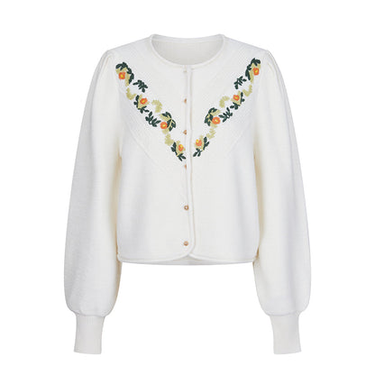 Knitted cardigan with floral embroidery